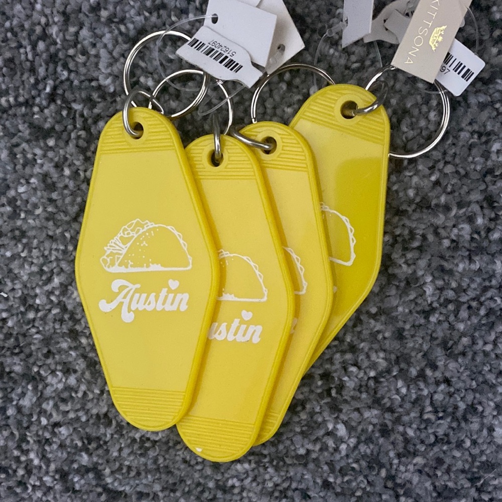 NWT Set of 4 Austin taco keychains by Kittsona